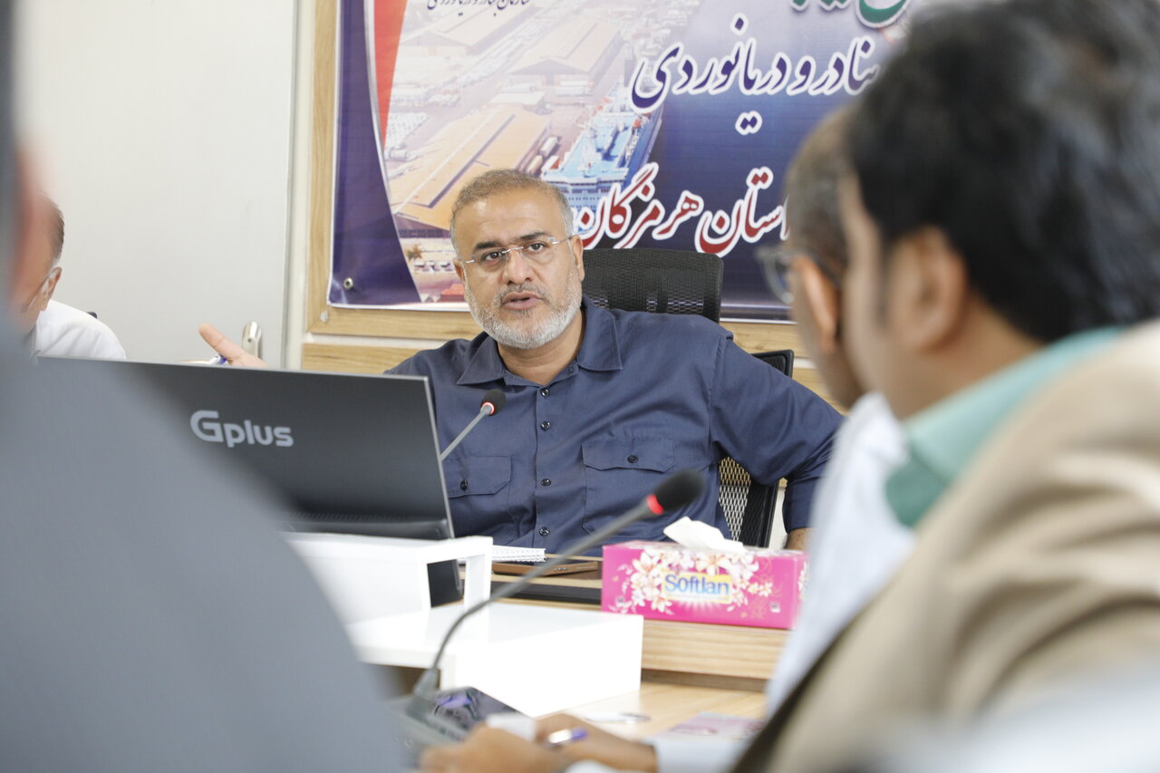 مدیر بنادر شرق هرمزگان: وضعیت بندر سیریک عادی است و خسارتی وارد نشده
