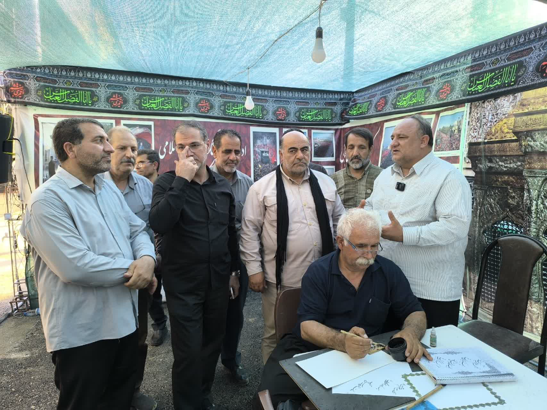 بازدید فرماندار قصرشیرین از موکب فرهنگی هنری در مرز خسروی