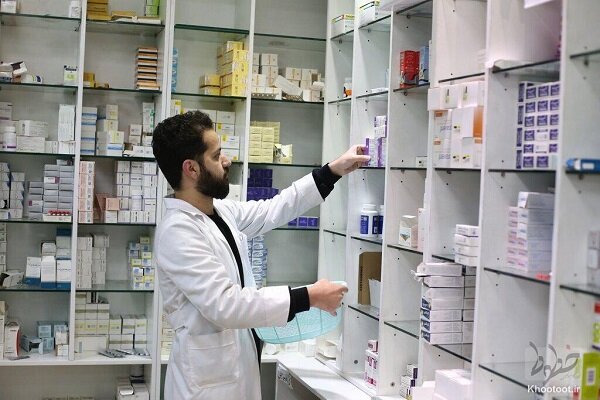 چالش‌های توزیع دارو در ایران؛ از سبدفروشی تا فشار نقدینگی بر داروخانه‌ها