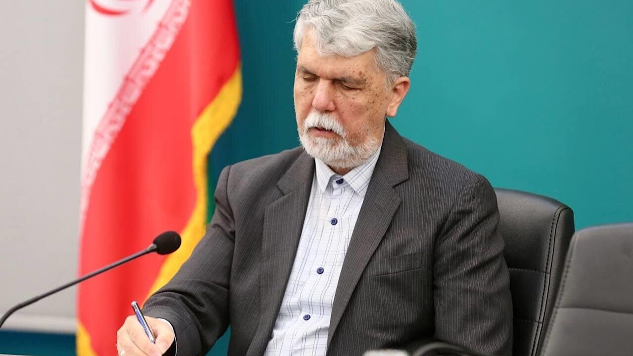 پیام تسلیت وزیر ارشاد برای درگذشت اکبر عبدی؛ «خاطره‌ساز سینمای ایران»