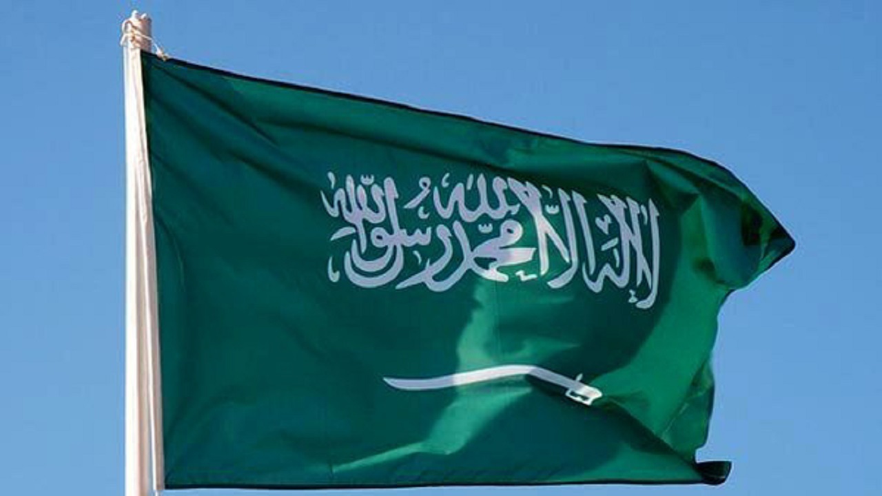 آژیرهای خطر در ینبع و جیزان به صدا درآمد؛ یمن تأسیسات آرامکو را هدف قرار داد