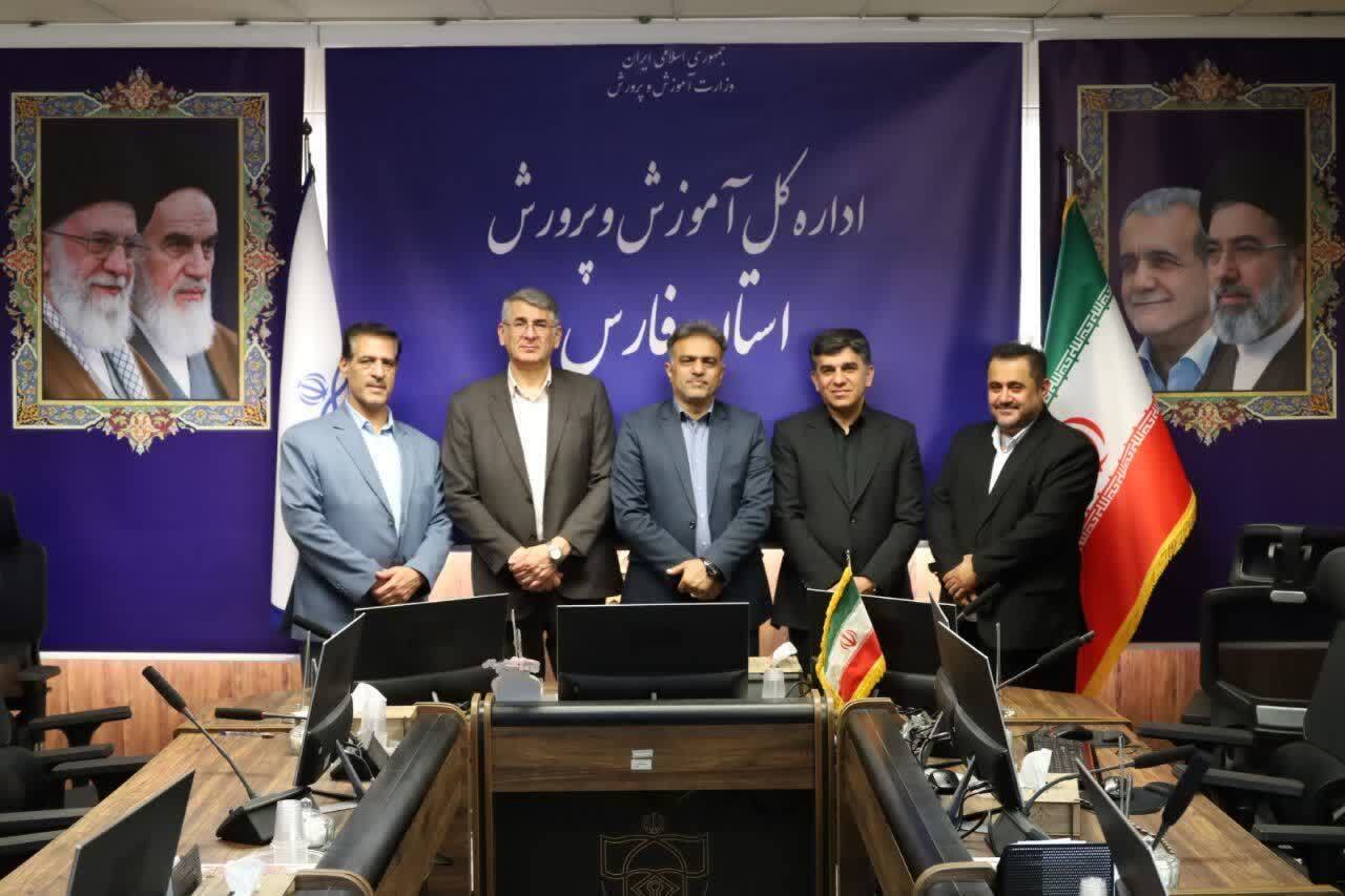 بیمه معلم در فارس؛ افزایش مراکز درمانی و راه‌اندازی سامانه هوش مصنوعی برای تسهیل امور فرهنگیان