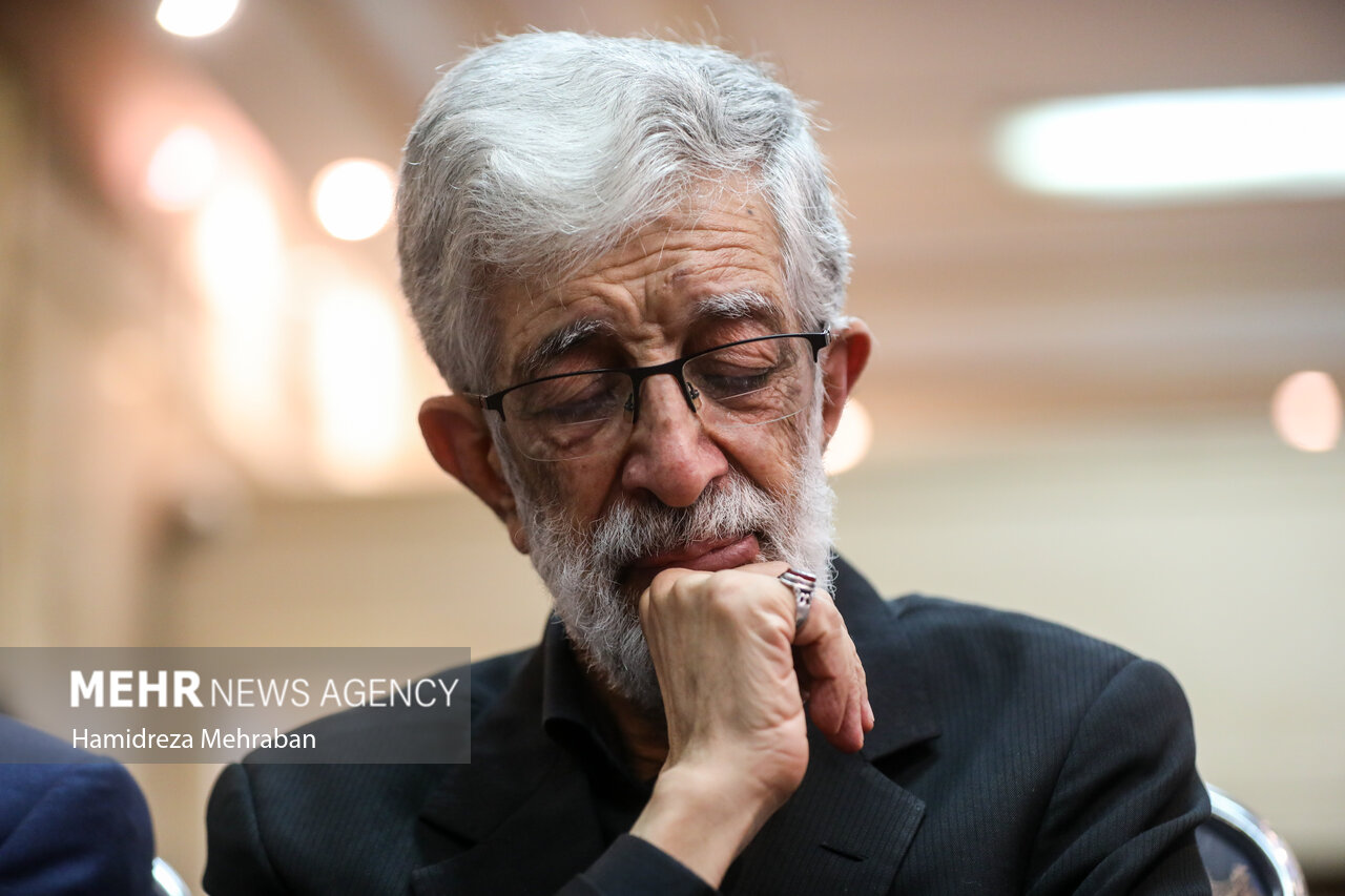 حدادعادل: ایمان و ساده‌زیستی؛ دو رکن اساسی رهبری شایسته در تاریخ ایران