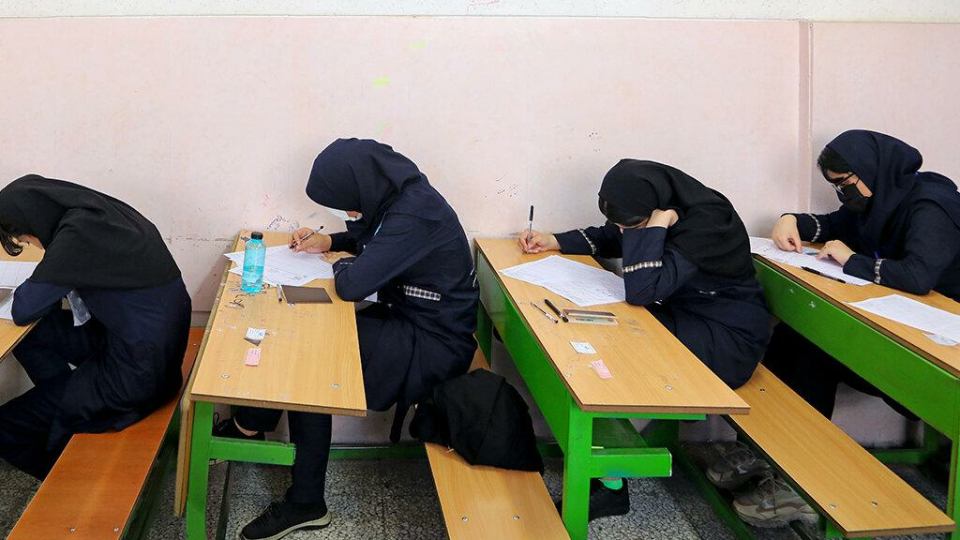 هشدار پلیس فتا درباره کلاهبرداری با ادعای فروش سؤالات امتحان نهایی