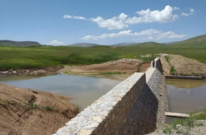 نخستین بند سنگ‌ملاتی استان بوشهر در بخش ارم آبگیری می‌شود