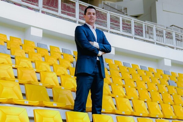 مقصد جدید اوسمار ویرا مشخص شد؛ سرمربی سابق پرسپولیس به لیگ اندونزی رفت
