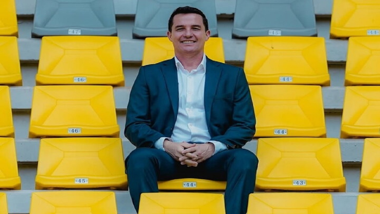 مقصد جدید سرمربی اسبق پرسپولیس؛ اوسمار ویرا در اندونزی سرمربی شد