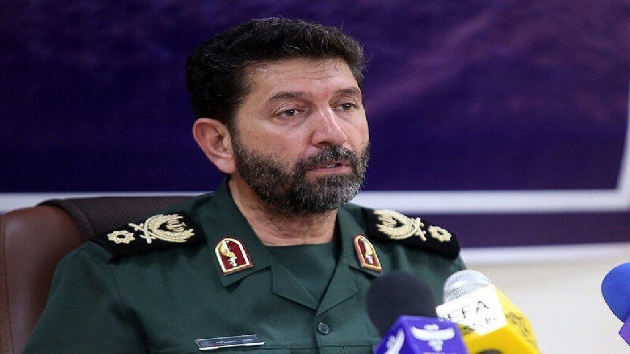 «باید برخاست» و «مشت گره‌کرده رهبر شهید»؛ شعارهای مراسم جاماندگان اربعین تهران اعلام شد