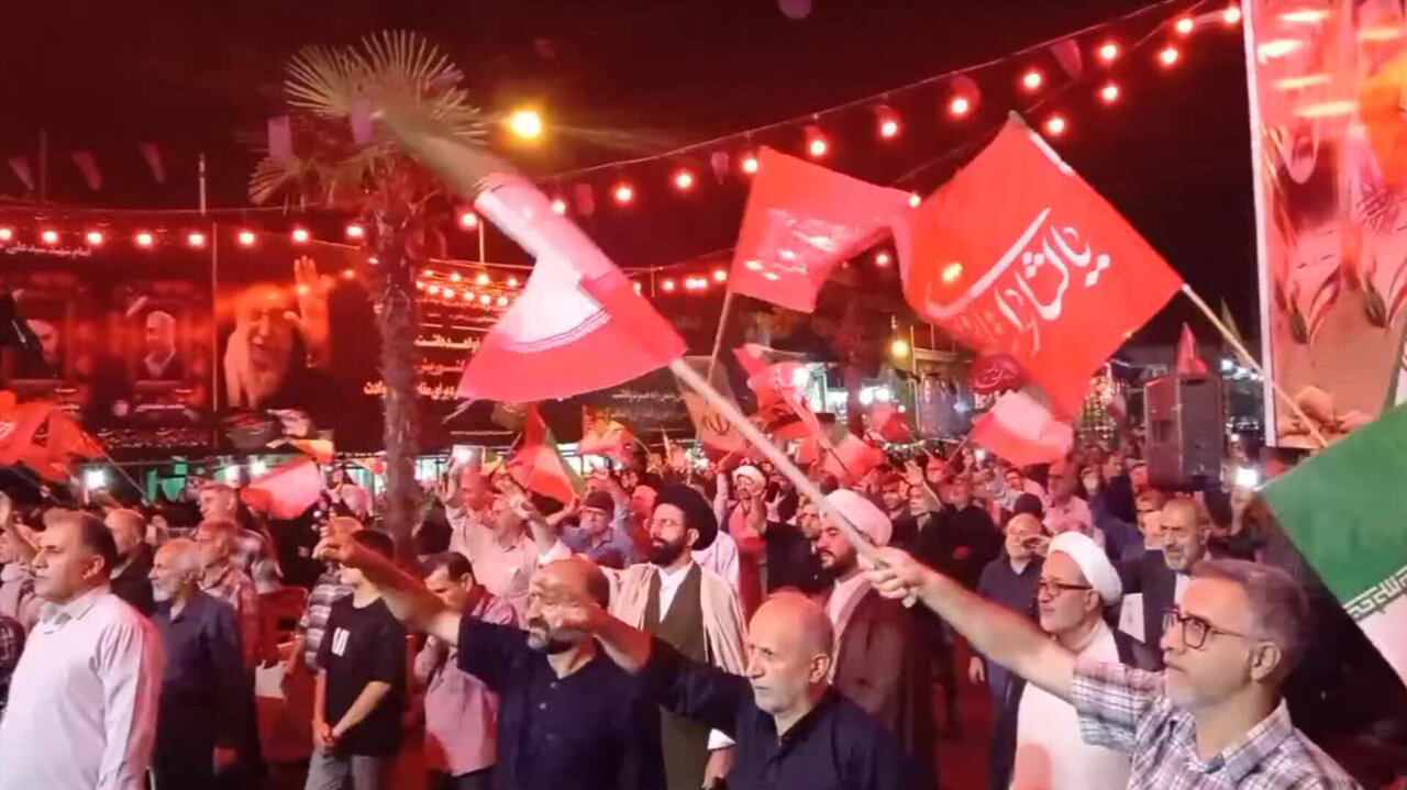 اجتماع پرشور شهروندان نوشهری در حمایت از رزمندگان اسلام و تجدید بیعت با رهبری