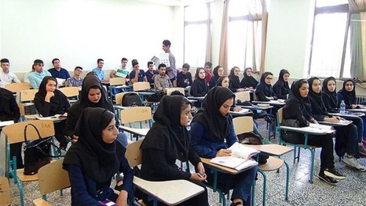 دغدغه دانشجویان ممتاز برای پیوستن به دانشگاه فرهنگیان؛ طرح‌های جذب نیرو همچنان بلاتکلیف