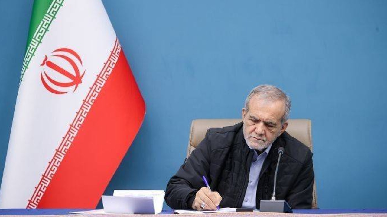 رئیس‌جمهور اصلاحیه آیین‌نامه داخلی مجلس را برای اجرا ابلاغ کرد