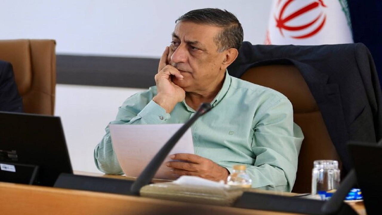 قائم‌پناه: تدوین استانداردهای شفاف برای خدمات عمومی ضروری است