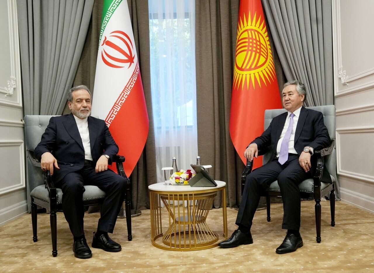 موضع‌گیری قاطع عراقچی در نشست شانگهای: آمریکا و اسرائیل در برابر نقض قوانین بین‌المللی پاسخگو باشند