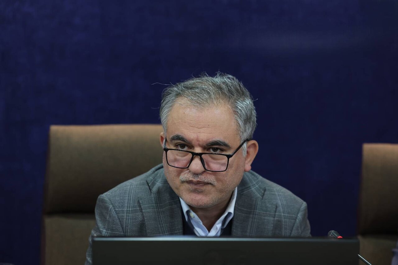 هشدار مدیرکل دارو: رشد ارزش بازار دارو در ایران تحت تأثیر تورم است، نه سودآوری واقعی