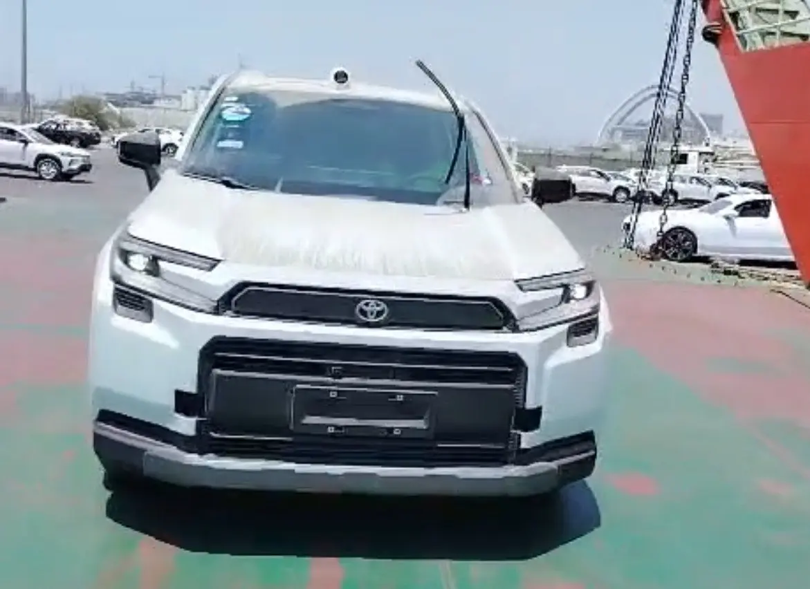 جدیدترین نسل تویوتا RAV4 2026 وارد ایران شد / مشخصات نسخه لوکس دو لیتری اعلام شد