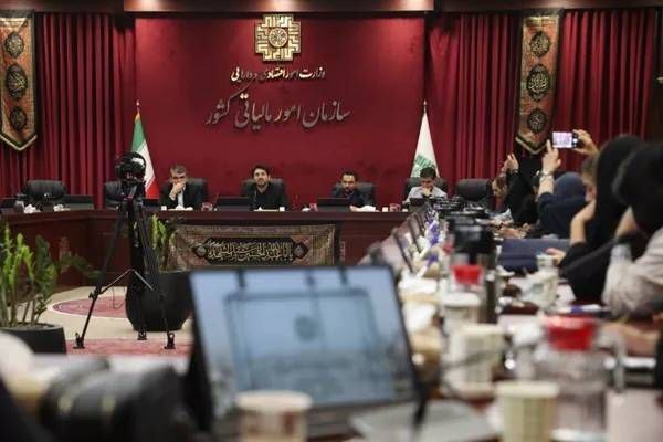 رشد ۴۶ درصدی درآمدهای مالیاتی در سایه هوشمندسازی / شناسایی ۸۶۱ فعال متخلف بازار طلا