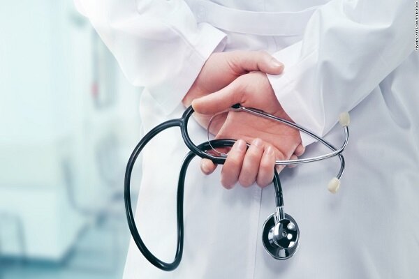 هشدار عضو کمیسیون بهداشت مجلس: لایک و دنبال‌کننده، مدرک پزشکی نیست