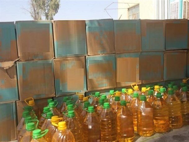 کامیونت حامل روغن‌های غیربهداشتی در قرچک توقیف شد / ارزش محموله ۲۰ میلیارد ریال