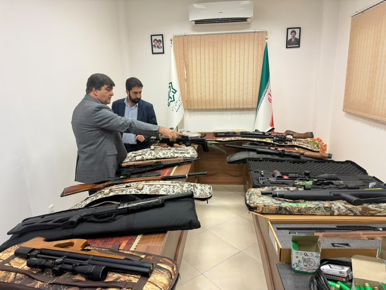 عملیات اطلاعاتی در اردکان؛ انبار سلاح و مهمات غیرمجاز کشف شد/ دو متهم روانه زندان شدند