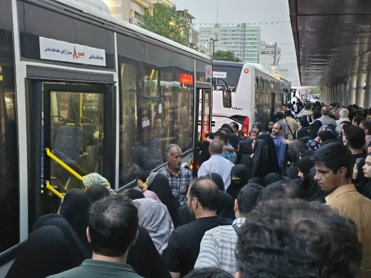 نیوجرسی بتنی جایگزین گاردریل‌های مسیر ویژه اتوبوس‌های تندرو در شرق تهران شد