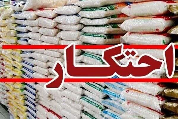 کشف ۱۵ تن مواد اولیه پتروشیمی احتکار شده در ابرکوه / ارزش ۴۷ میلیارد ریالی محموله