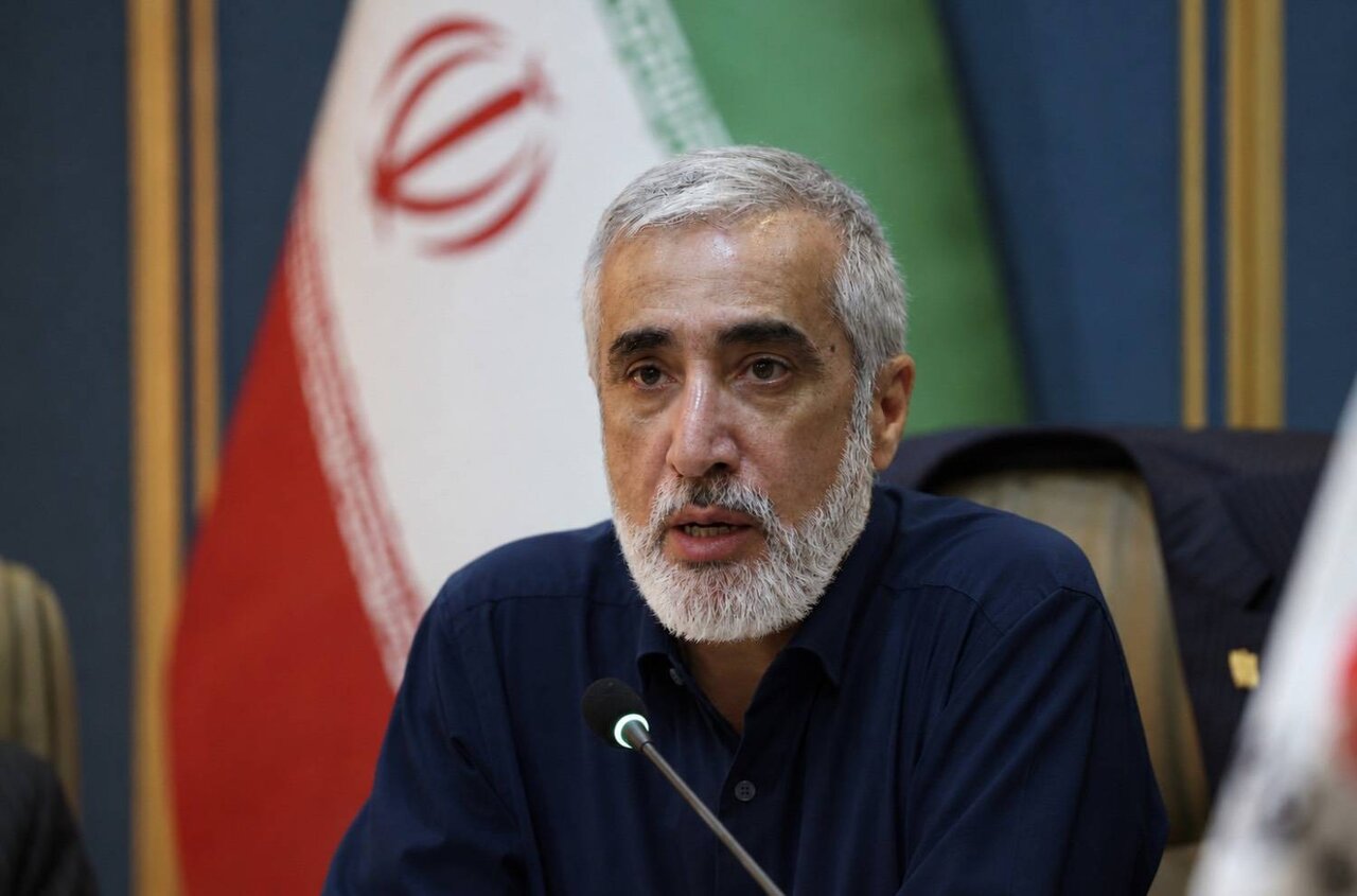 رئیس سازمان غذا و دارو: نارضایتی صنعت داروسازی از قیمت‌ها را قبول داریم