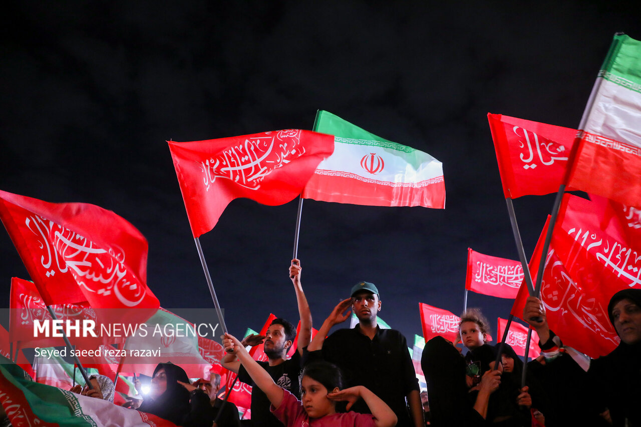 پیام خون‌خواهی و مقاومت به جهانیان؛ اجتماع بزرگ اربعینی‌ها از عمود ۱۰۸۰ نجف تا کربلا آغاز می‌شود