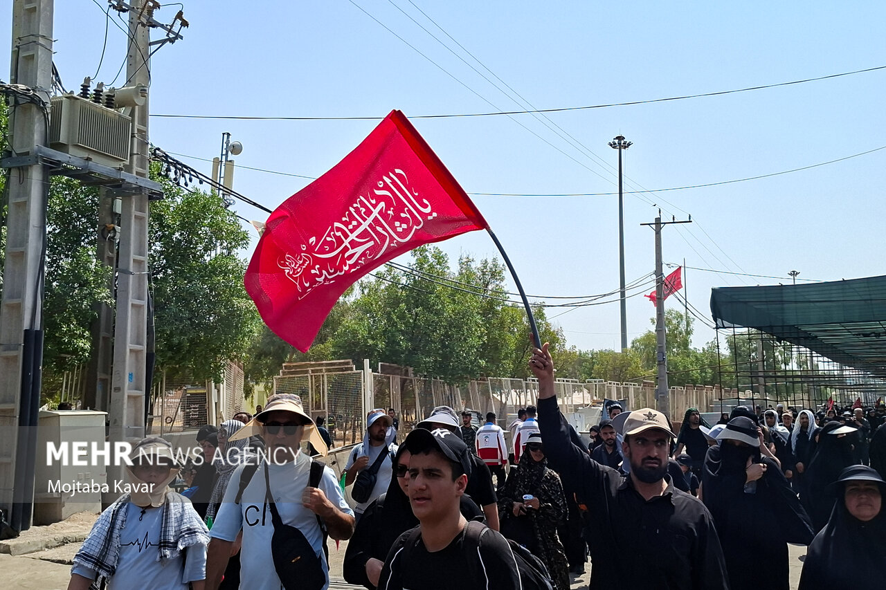 ورود ۱۵۷ هزار و ۵۰۰ زائر از مرز مهران به کشور طی یک شبانه‌روز