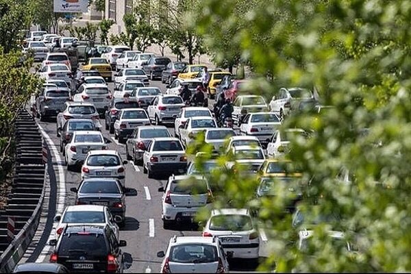 ترافیک صبحگاهی معابر پایتخت آغاز شد/ پلیس راهور فهرست محورهای پرتردد را اعلام کرد