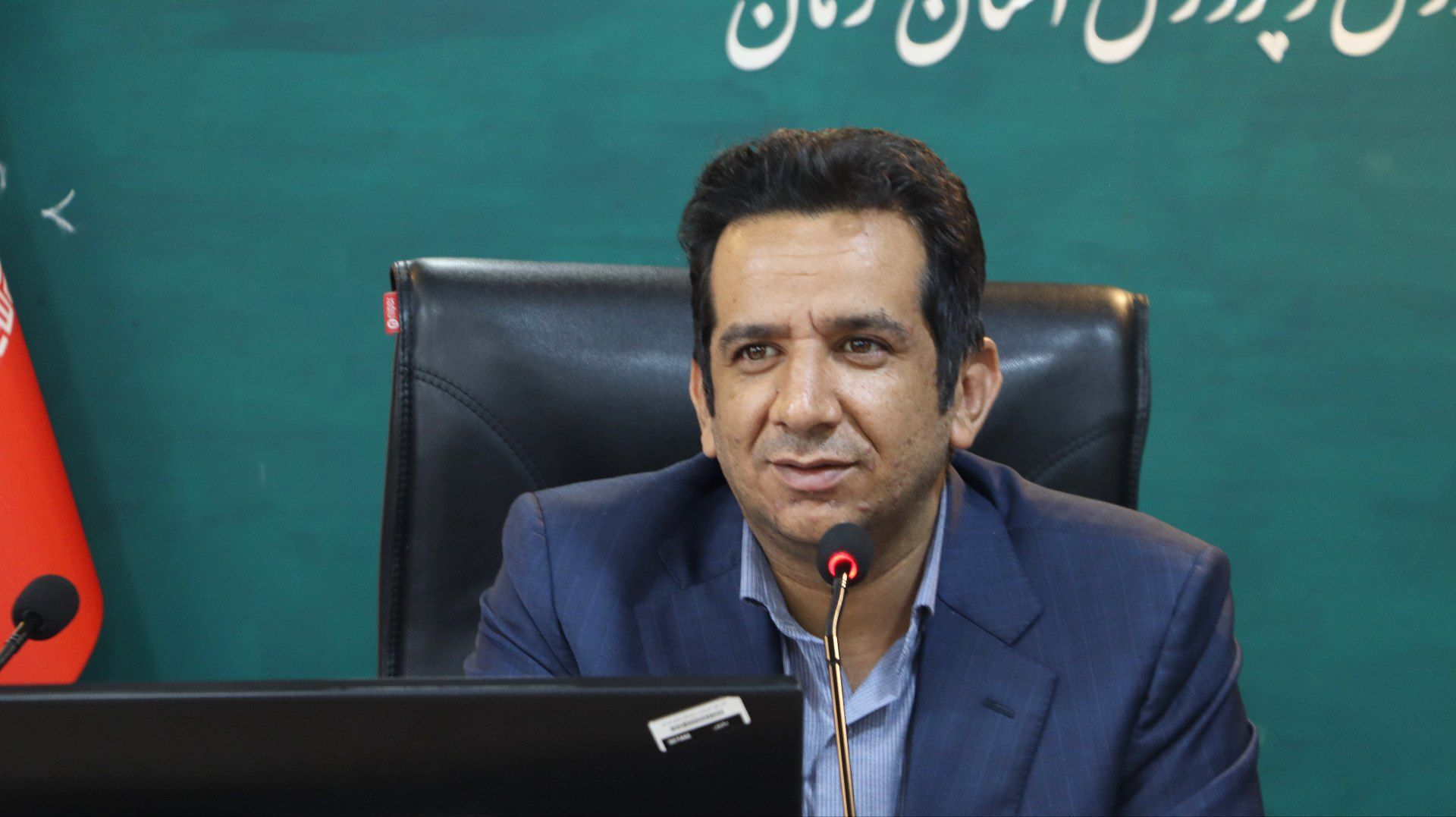 تأکید مدیرکل آموزش و پرورش کرمان بر شتاب‌دهی به تصحیح اوراق امتحانات نهایی