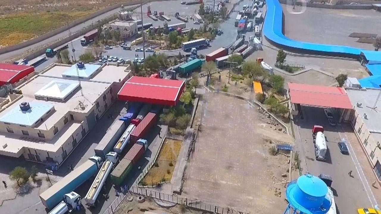 رونق ترانزیت در مرزهای شرقی کشور؛ جابجایی یک میلیون و ۴۲ هزار تن کالا از میرجاوه و میلک