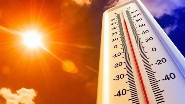 ادامه موج گرما در بوشهر؛ ثبت دمای ۵۰.۵ درجه و شرجی ۸۹ درصدی سواحل