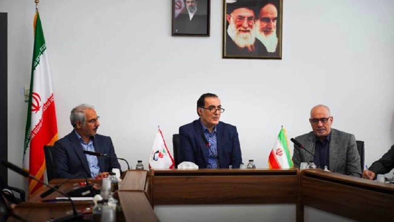 شاخص‌گذاری ماهانه خدمات سلامت ایثارگران؛ وعده عدالت‌محوری معاون رئیس‌جمهور در بنیاد شهید