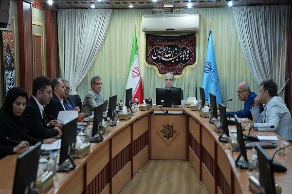 وزیر علوم: از دانش و تجربه ایرانیان خارج از کشور برای توسعه علمی بهره می‌گیریم