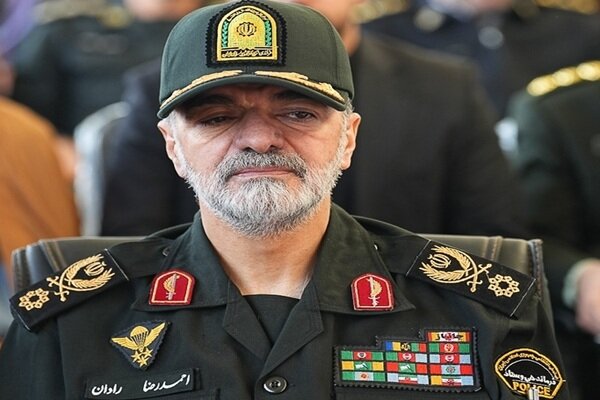 فرمانده نیروی انتظامی: دشمن به دنبال بهره‌برداری از مشکلات معیشتی برای آشوب‌افروزی است