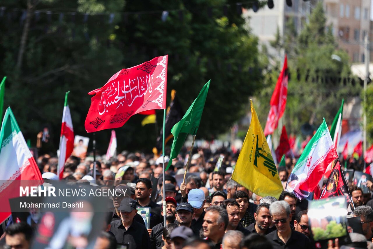 پیاده‌روی جاماندگان اربعین کازرون؛ از دوراهی دریس تا امامزاده سیدحسین(ع)