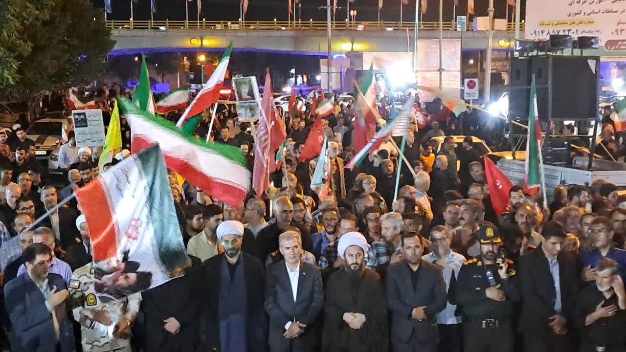 صد و چهل شب ایستادگی در خوی؛ تصاویر تازه از تجمع مردمی در خونخواهی رهبر شهید انقلاب