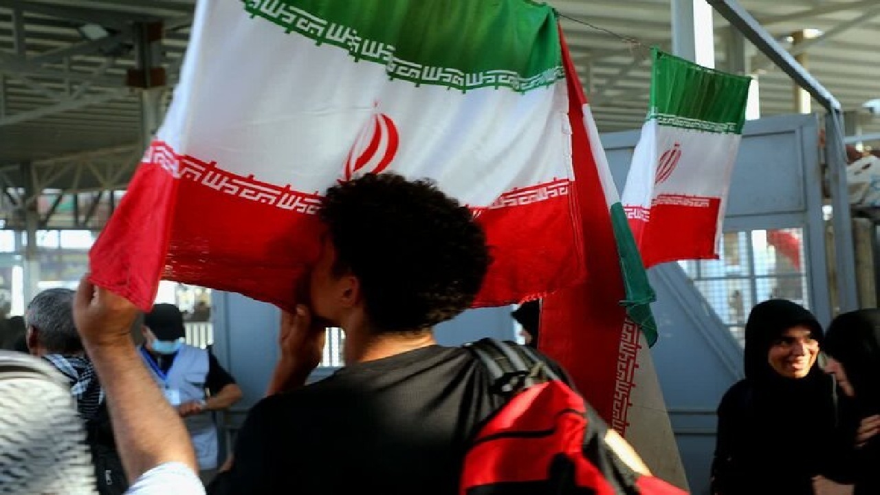 رکورد تردد زائران در مرز مهران؛ ۱۹۷ هزار گذر مرزی در یک شبانه‌روز ثبت شد