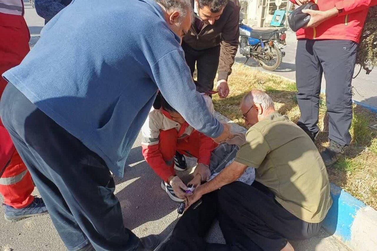 کمک‌رسانی هلال‌احمر اصفهان به ۲۶ آسیب‌دیده در ۱۳ عملیات امدادی شبانه‌روز گذشته