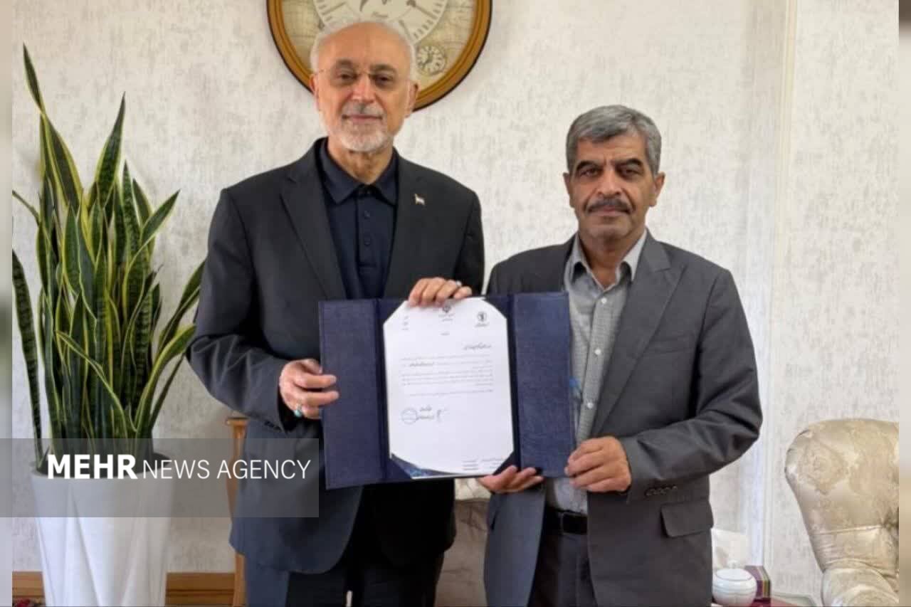 نویسنده و مورخ سمنانی رئیس بنیاد ایران‌شناسی استان شد