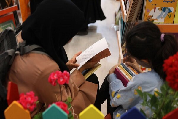 مربیان کتابخوانی تا پایان مرداد برای ثبت‌نام در جام باشگاه‌های کودک و نوجوان فرصت دارند