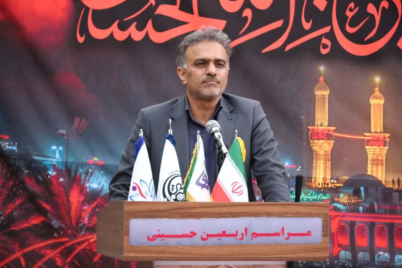 مدیرکل آموزش‌وپرورش فارس: مکتب عاشورا نقشه راه تربیت نسل آزاده در مدارس است