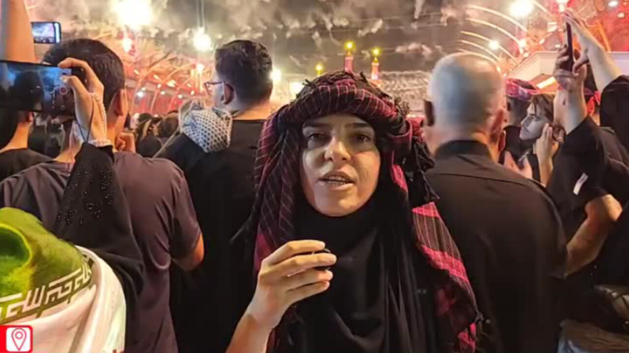کربلا در شب اربعین؛ شور و خروش زائران حسینی در فاصله میان دو حرم