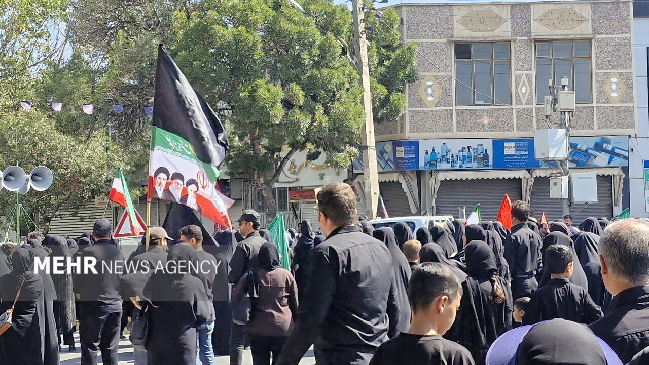 حرکت کاروان جاماندگان اربعین در اردبیل؛ عاشقان حسینی پا به مسیر گذاشتند