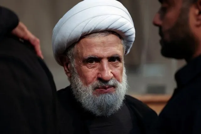 تأکید دبیرکل حزب‌الله در آیین اربعین بعلبک: همراه امام حسین(ع) هستیم و میدان را ترک نمی‌کنیم