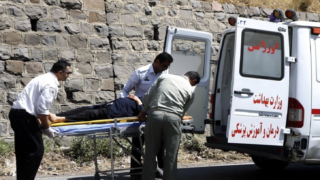 حادثه رانندگی خودروی زائران ایرانی در محور کربلا ـ نجف؛ ۱۴ زائر مصدوم شدند