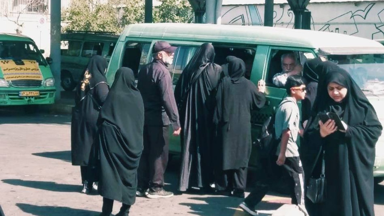 جابه‌جایی رایگان جاماندگان اربعین با ۲۰۰ ون و تاکسی در پایتخت