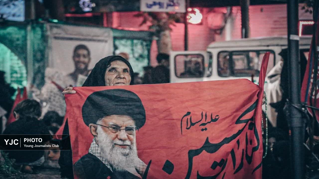 خرم‌آباد میزبان موج ۱۵۷ حماسه؛ آیین اربعین حسینی در حسینیه خیابان انقلاب برگزار شد