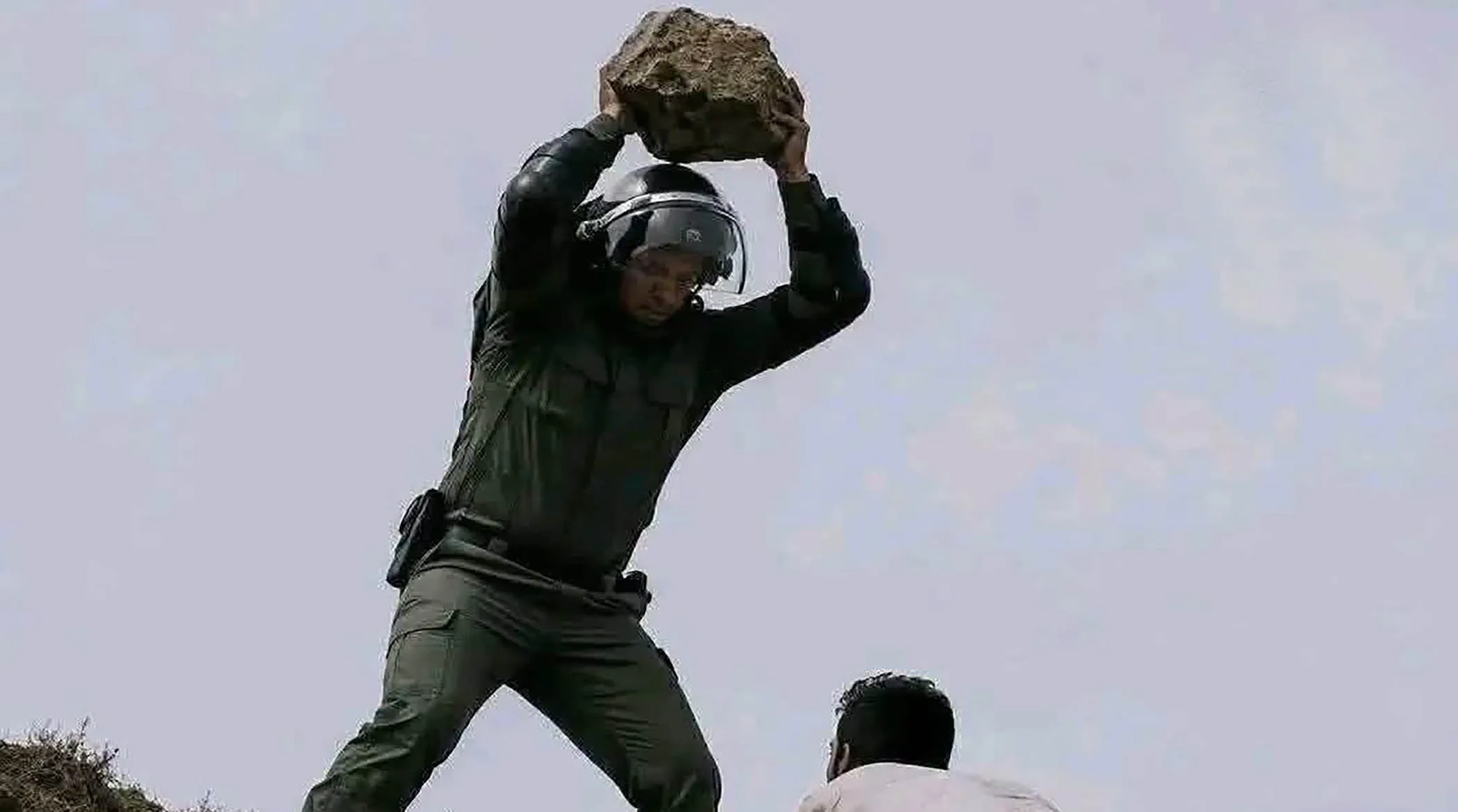 ادعای سنگ‌پرانی به شهروندان مراکشی در مرز سئوتا جنجال‌آفرین شد