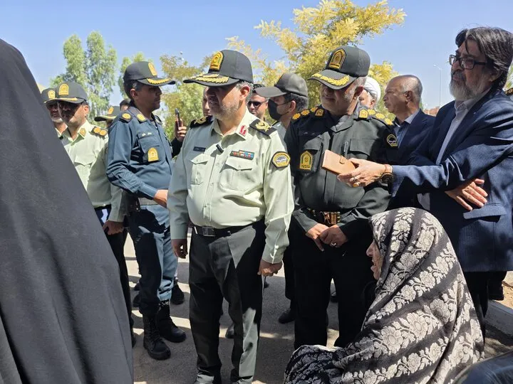شگرد عجیب زن سارق و پسر ۱۲ ساله‌اش برای سرقت طلا از بانوان مسن در کرمان